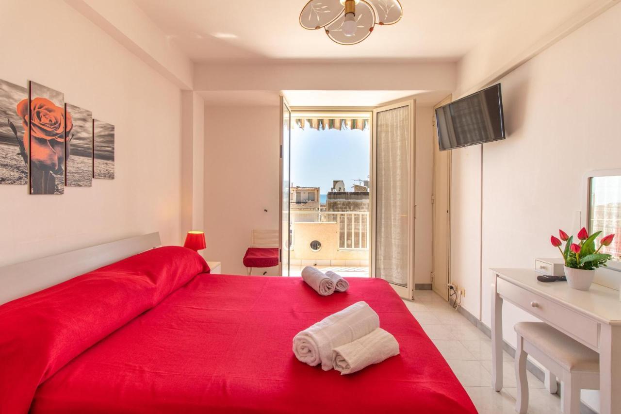 Casa Riviera Apartment ดอนนาลูกาตา ภายนอก รูปภาพ